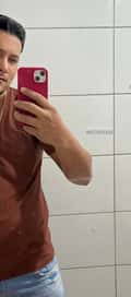 Acompanhante Carlos