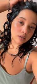Acompanhante Morena