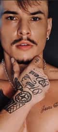 Acompanhante Bryan Torres