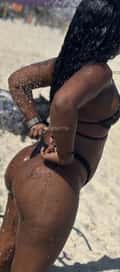 Acompanhante Morena