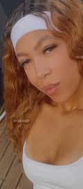 Acompanhante Morena