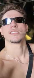 Acompanhante Hugo