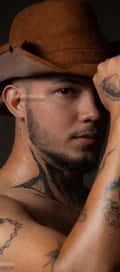 Acompanhante Thiago Mello