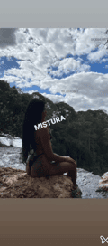 Acompanhante Letícia Gomes