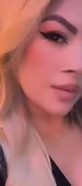 Acompanhante Emily