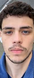 Acompanhante Pedrinho Azul