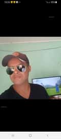 Acompanhante Robert