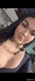 Acompanhante Ayarlla Oliveira