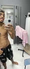 Acompanhante Bryan