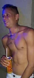 Acompanhante Breno