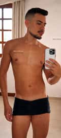 Acompanhante Pedro Zeltzer