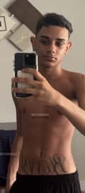 Acompanhante Vitor Zani