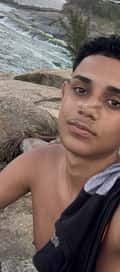 Acompanhante Vitor Zani