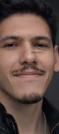 Acompanhante André Marrento
