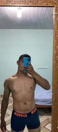 Acompanhante Artur