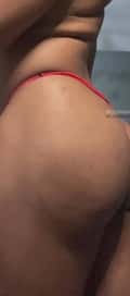 Acompanhante Adriany