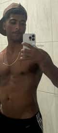 Acompanhante Israel Oliveira