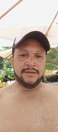 Acompanhante Adriano