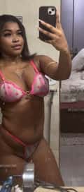 Acompanhante Tifany