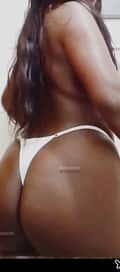 Acompanhante Larissa
