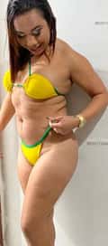 Acompanhante May Oliveira