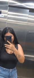 Acompanhante Morena