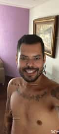 Acompanhante Pedro