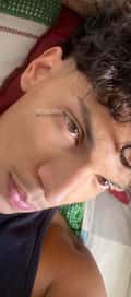 Acompanhante Zayon