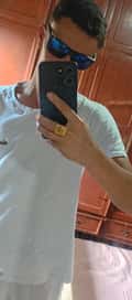 Acompanhante Vitor