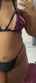 Acompanhante Morena