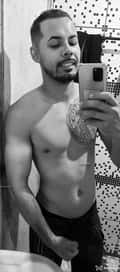 Acompanhante Jhow Dias