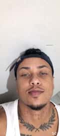 Acompanhante Isaac