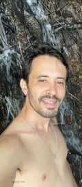 Acompanhante Henry