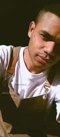 Acompanhante Vitor