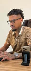 Acompanhante Chris Mello
