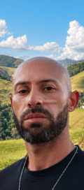 Acompanhante Azarael