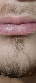Acompanhante Bigode