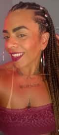 Acompanhante Morena