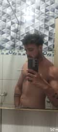 Acompanhante Leandro