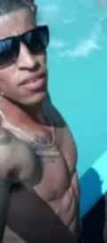 Acompanhante Leko Santos