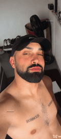 Acompanhante Vitor