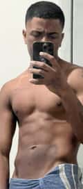 Acompanhante Teu Preto