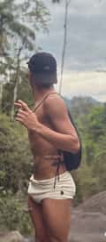 Acompanhante Douglas