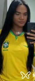 Acompanhante Morena