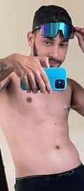 Acompanhante Louis
