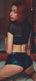 Acompanhante Ruivinha