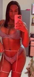 Acompanhante Nádia Ribeiro