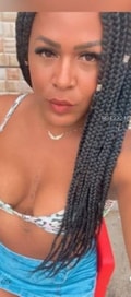 Acompanhante Morena