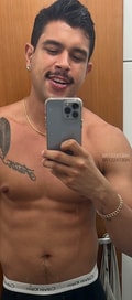 Acompanhante Ricardo Queiroz