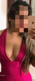 Acompanhante Caroline Mello